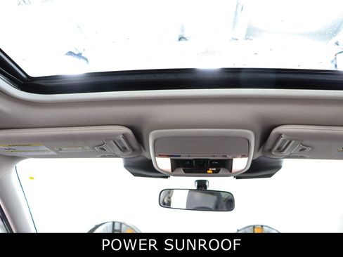 Used 2022 Subaru Forester Premium AWD/4WD image 21