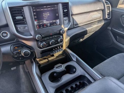 Used 2020 RAM 1500 Big Horn AWD/4WD image 17