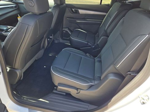 New 2026 Buick Enclave Preferred image 21