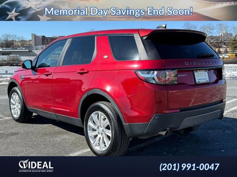 Used 2017 Land Rover Discovery Sport SE AWD/4WD image 4
