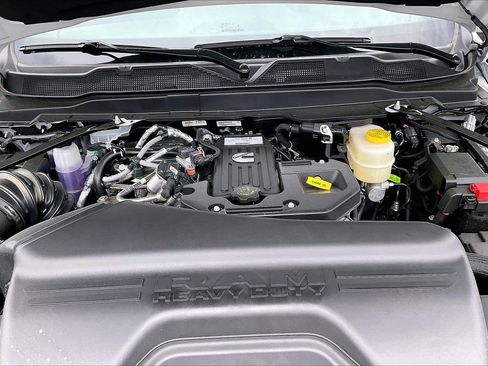 New 2026 RAM 3500 Tradesman AWD/4WD image 36