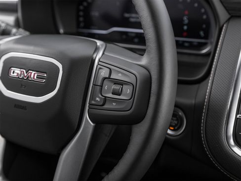 Used 2022 GMC Yukon SLT w/ SLT Premium Package AWD/4WD image 45