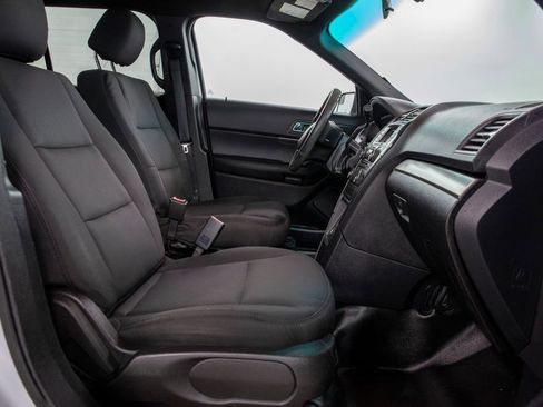 Used 2016 Ford Explorer 4WD Police Interceptor image 17