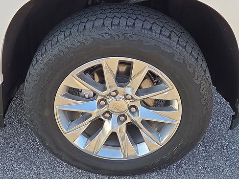 Used 2022 Chevrolet Silverado 1500 LTZ image 7