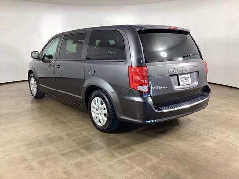 Used 2020 Dodge Grand Caravan SE FWD image 7