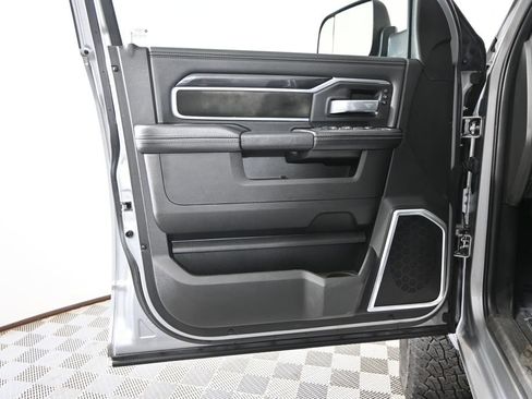 Used 2022 RAM 2500 Laramie w/ Night Edition AWD/4WD image 19