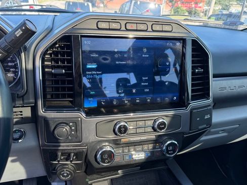 Used 2022 Ford F450 Limited w/ FX4 Off-Road Package AWD/4WD image 22