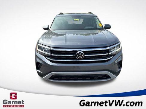 Used 2023 Volkswagen Atlas SE w/ Panoramic Sunroof Package image 9