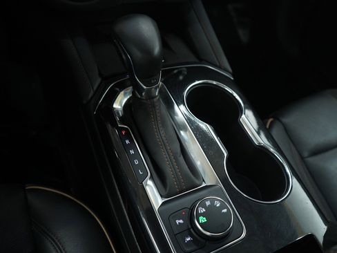 Used 2019 Chevrolet Blazer Premier w/ Sun and Wheels Package image 24