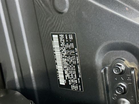 Used 2025 Subaru Ascent Premium image 12