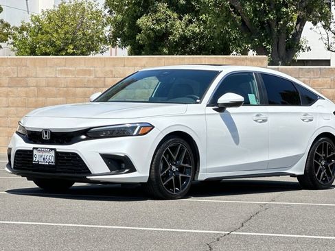 Certified 2024 Honda Civic Sport Touring image 8