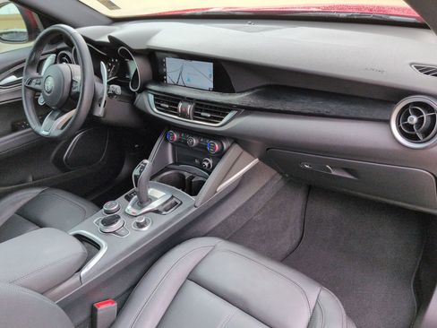 Used 2023 Alfa Romeo Stelvio Sprint RWD image 26
