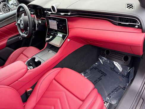 New 2026 Maserati Grecale Modena AWD/4WD image 14