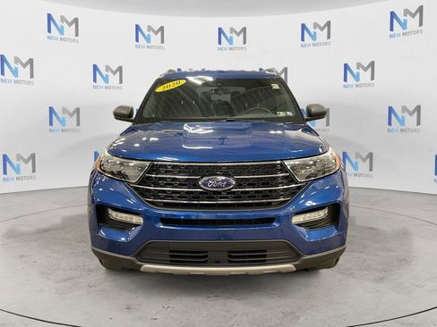 Used 2020 Ford Explorer XLT w/ Equipment Group 202A image 8