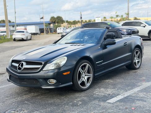 Used 2011 Mercedes-Benz SL 550 image 14
