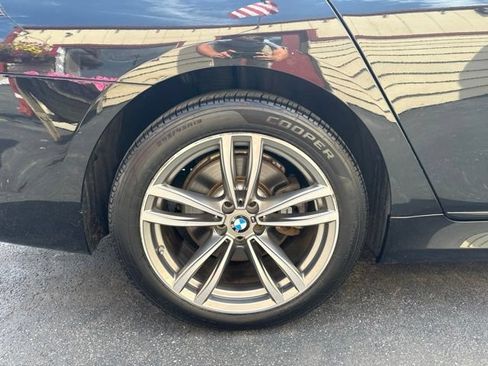 Used 2019 BMW 750i xDrive w/ Executive Package AWD/4WD image 21