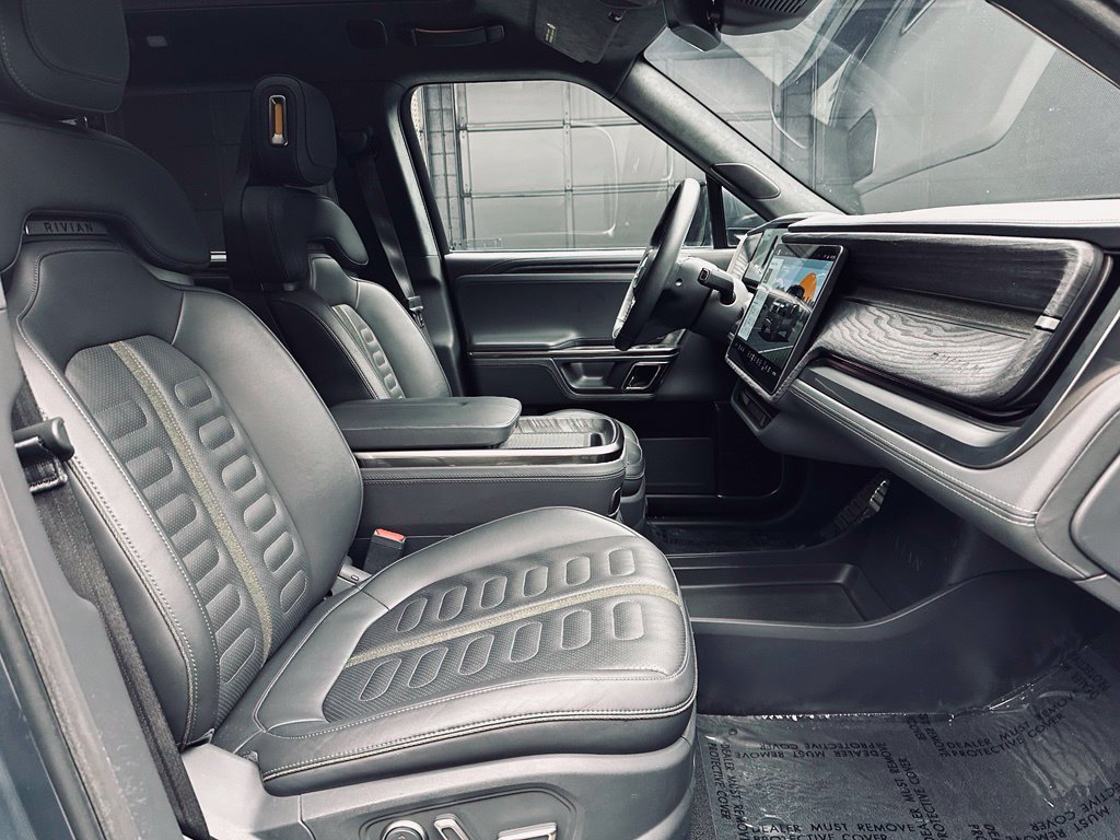 Used 2022 Rivian R1T Adventure AWD/4WD image 21