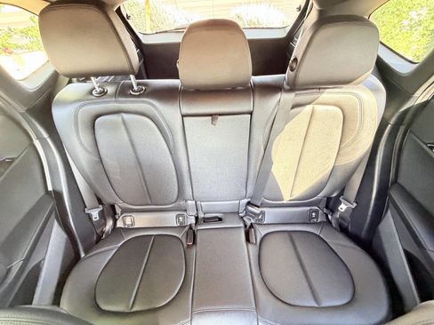 Used 2020 BMW X1 sDrive28i image 17