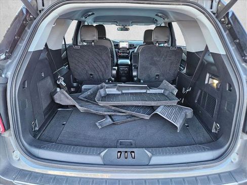 Used 2023 Ford Explorer Limited w/ Equipment Group 301A image 7