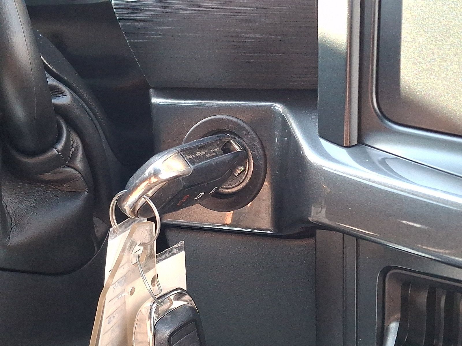Used 2025 Ford F150 STX w/ Equipment Group 200A AWD/4WD image 23