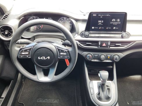 Used 2024 Kia Forte LXS FWD image 31
