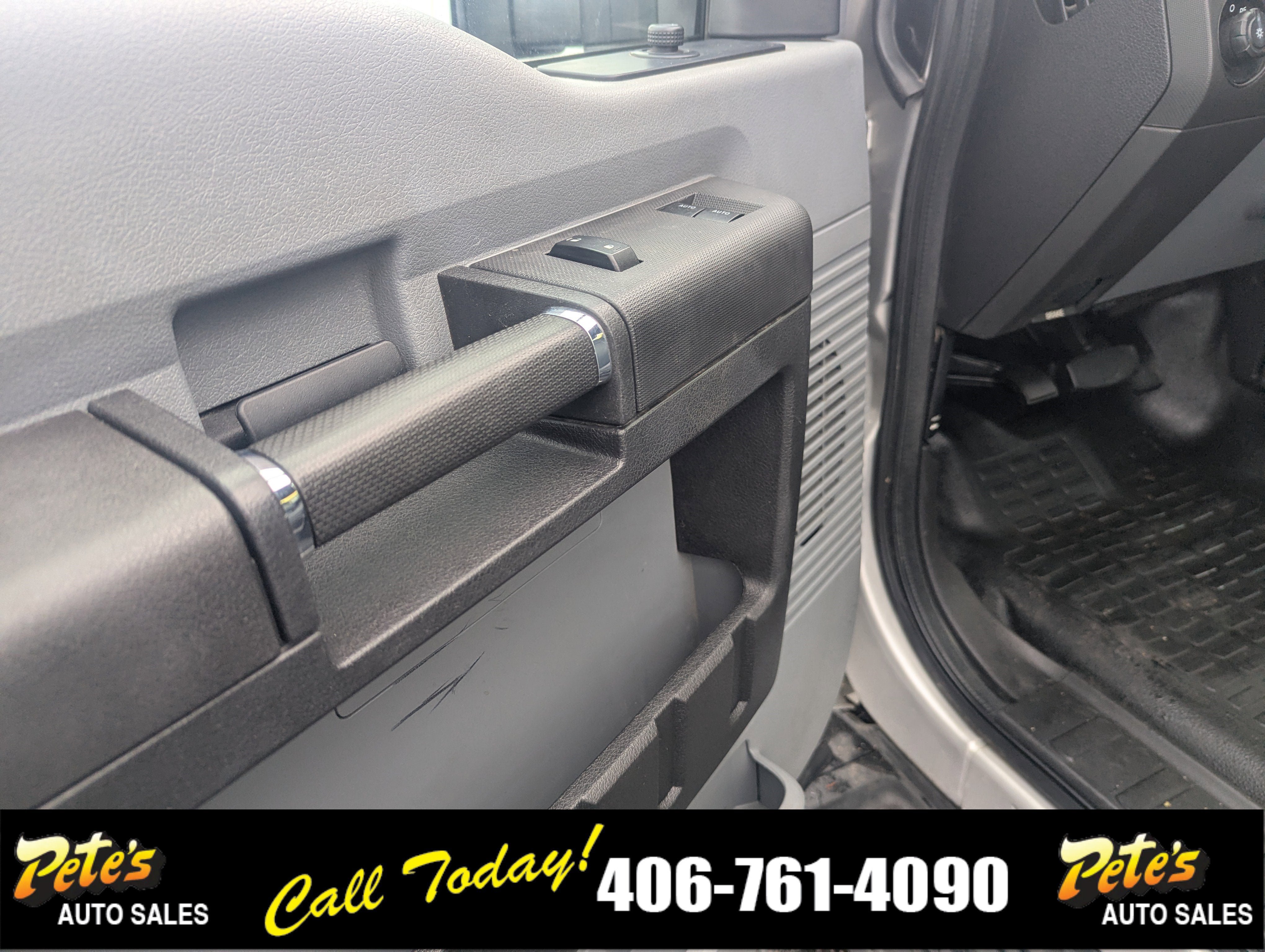 Used 2016 Ford F350 XL w/ Power Equipment Group RWD image 14