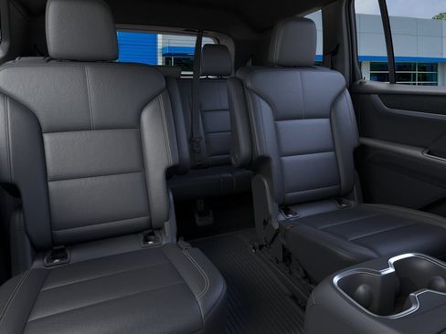 New 2027 GMC Acadia Elevation w/ Elevation Premium Package FWD image 17