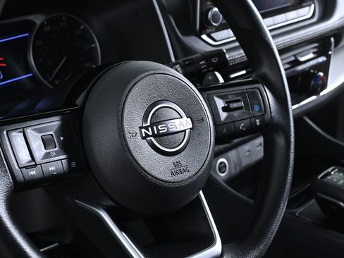 Certified 2022 Nissan Rogue SV image 14
