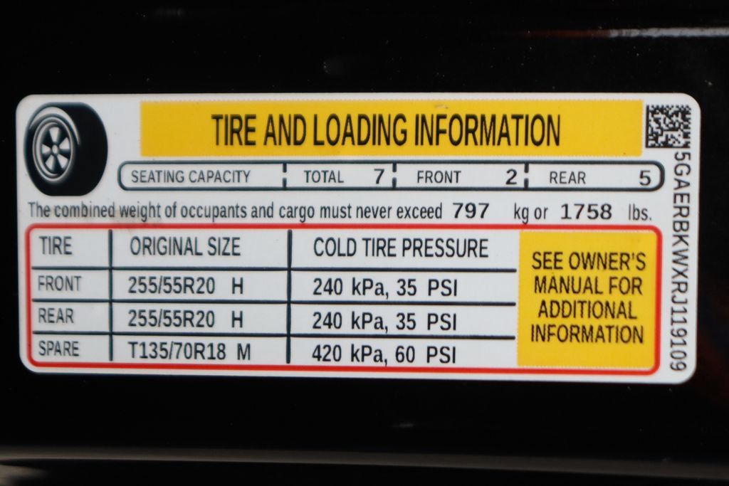 Used 2024 Buick Enclave Essence w/ Sport Touring Edition FWD image 52