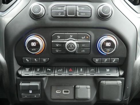 Used 2022 Chevrolet Silverado 3500 LTZ w/ LTZ Plus Package image 24