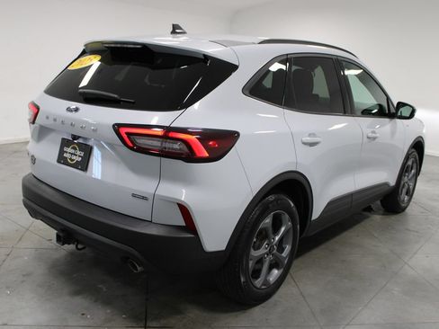 Used 2025 Ford Escape ST-Line Select w/ Class II Trailer Tow Package AWD/4WD image 9