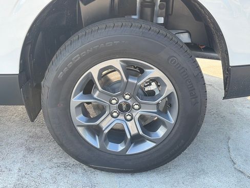 New 2026 Ford Maverick XLT w/ XLT Luxury Package FWD image 20