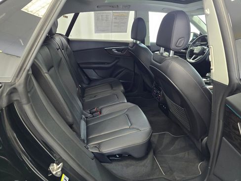 Used 2023 Audi Q8 Prestige image 20