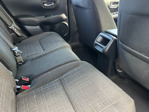 Used 2024 Honda HR-V Sport image 32