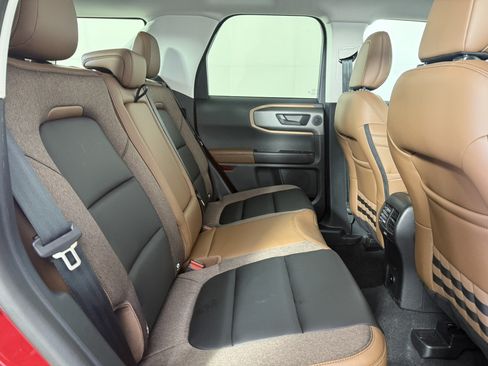 Certified 2025 Ford Bronco Sport Outer Banks w/ Outer Banks Tech Package+ AWD/4WD image 13