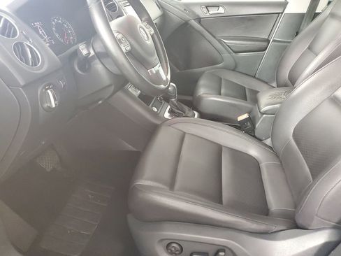 Used 2017 Volkswagen Tiguan Wolfsburg Edition image 11