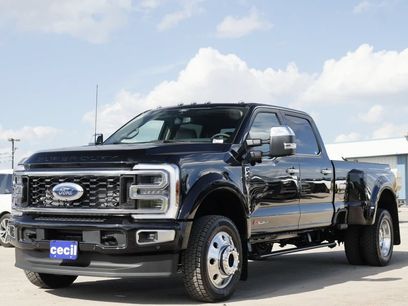New 2026 Ford F450 Platinum w/ Platinum Plus Package
