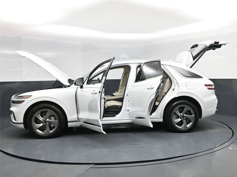 Used 2026 Genesis GV70 2.5T Advanced image 20
