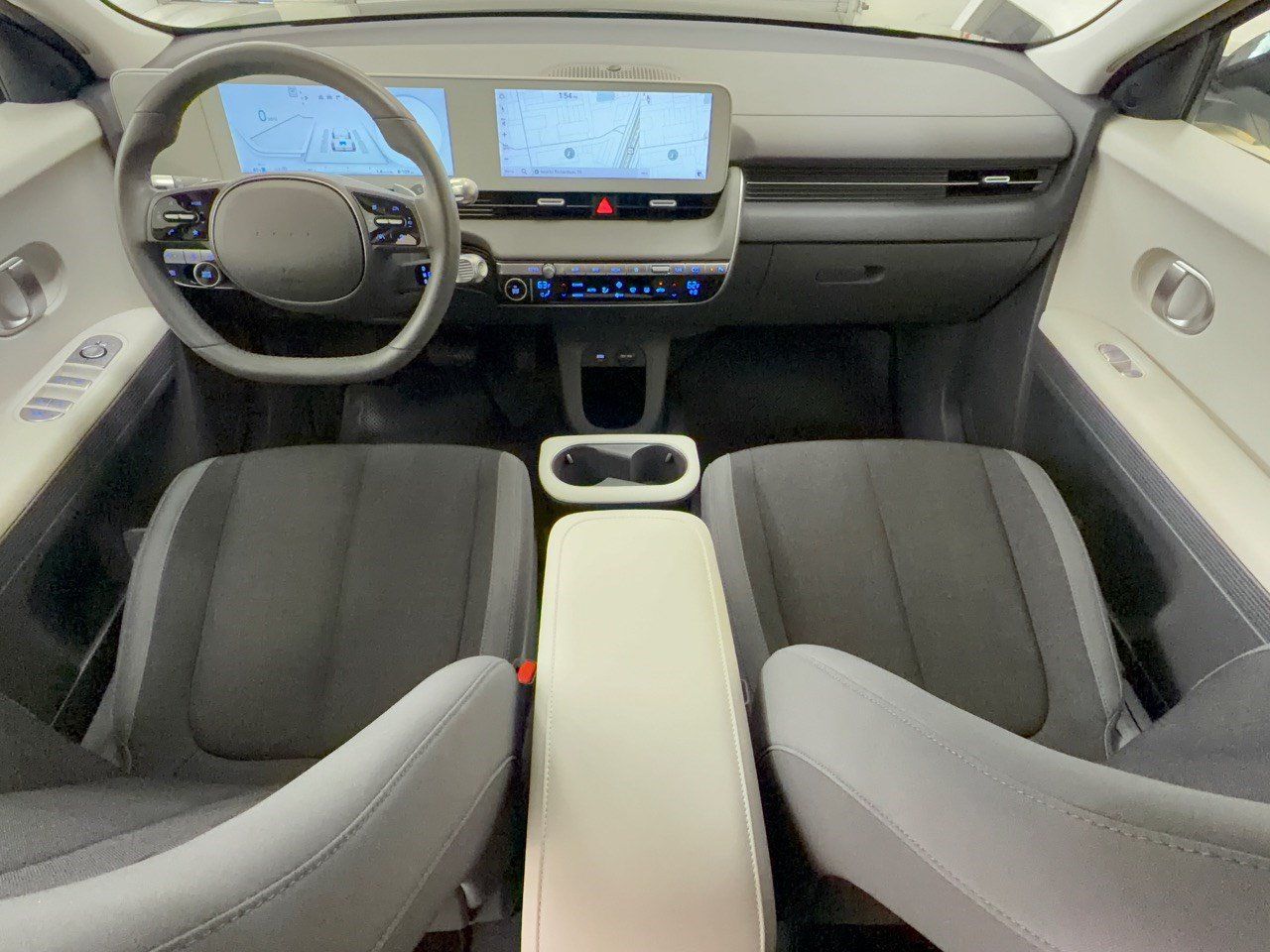 Used 2024 Hyundai Ioniq 5 SEL AWD/4WD image 17