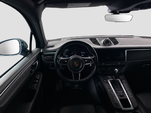 Used 2021 Porsche Macan GTS w/ Premium Package Plus (PF9) AWD/4WD image 16