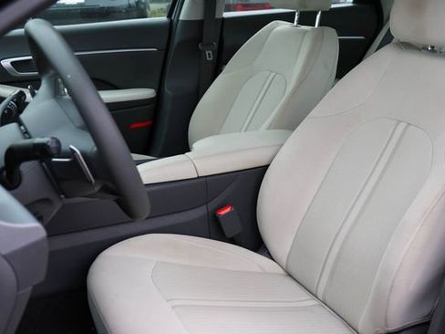 Used 2024 Hyundai Sonata SEL FWD image 5