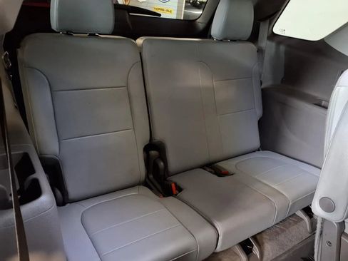 Used 2019 Chevrolet Traverse Premier w/ LPO, Floor Liner Package AWD/4WD image 11