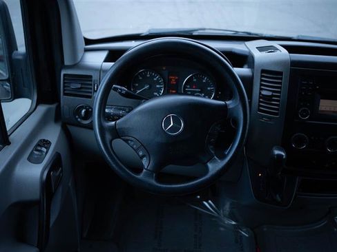 Used 2013 Mercedes-Benz Sprinter 2500 image 14