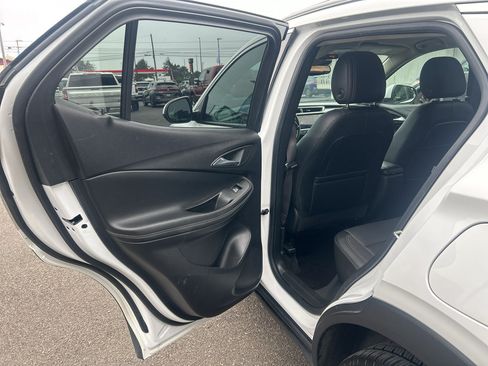 Used 2022 Buick Encore GX Select w/ Safety Package II AWD/4WD image 26