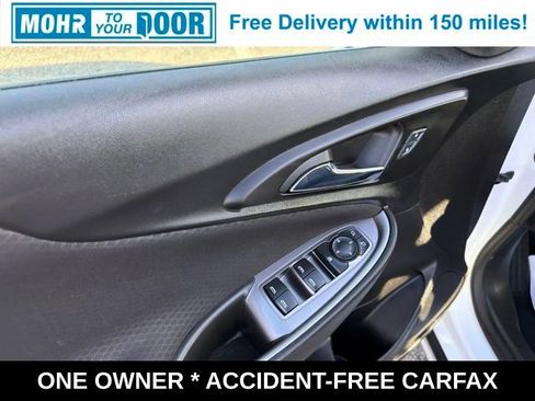 Used 2023 Chevrolet Malibu LT FWD image 13