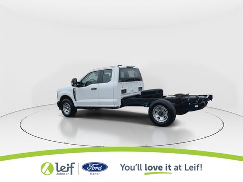 Used 2024 Ford F350 XL image 6
