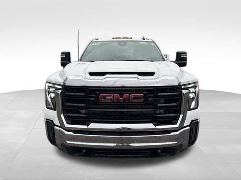 New 2025 GMC Sierra 3500 Pro w/ Convenience Package AWD/4WD image 2
