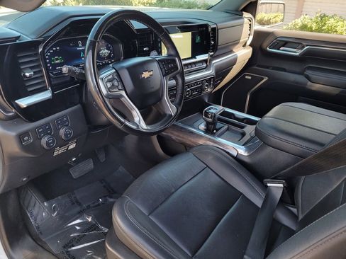 Used 2023 Chevrolet Silverado 1500 LTZ w/ LTZ Convenience Package II image 12