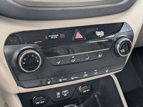 Used 2018 Hyundai Tucson SEL AWD/4WD image 29