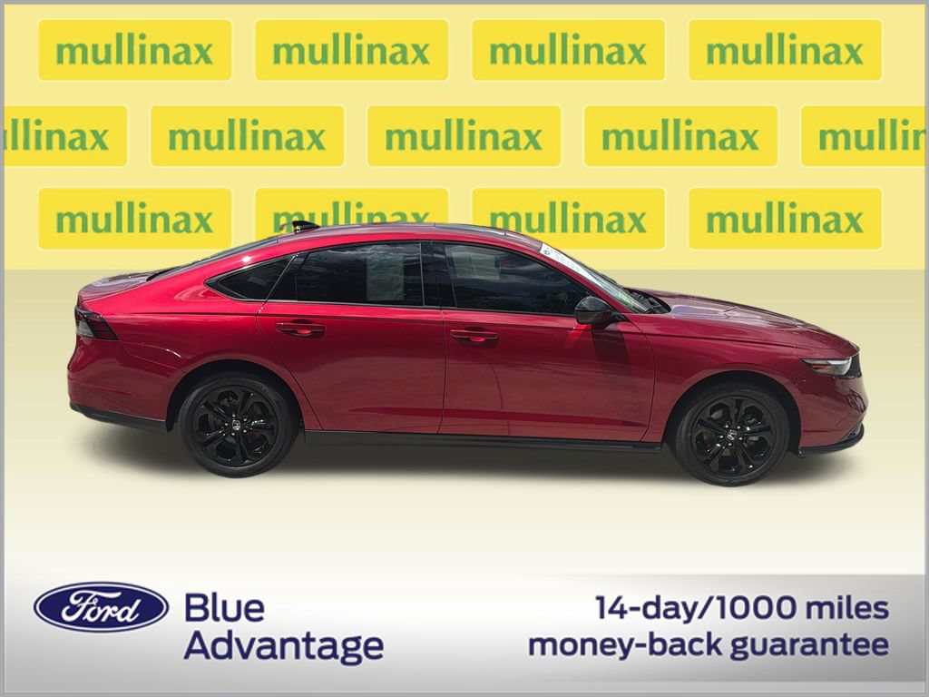 Used 2025 Honda Accord SE image 2